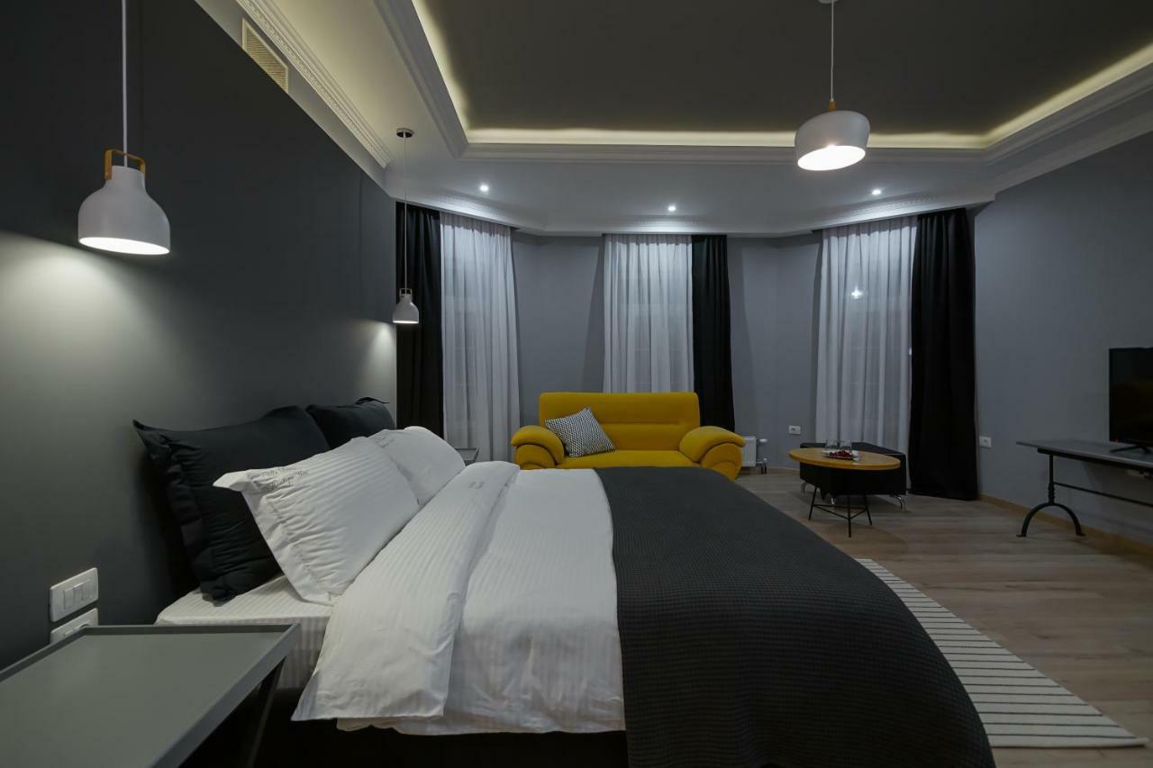 Barba Boutique Hotel Korce Esterno foto